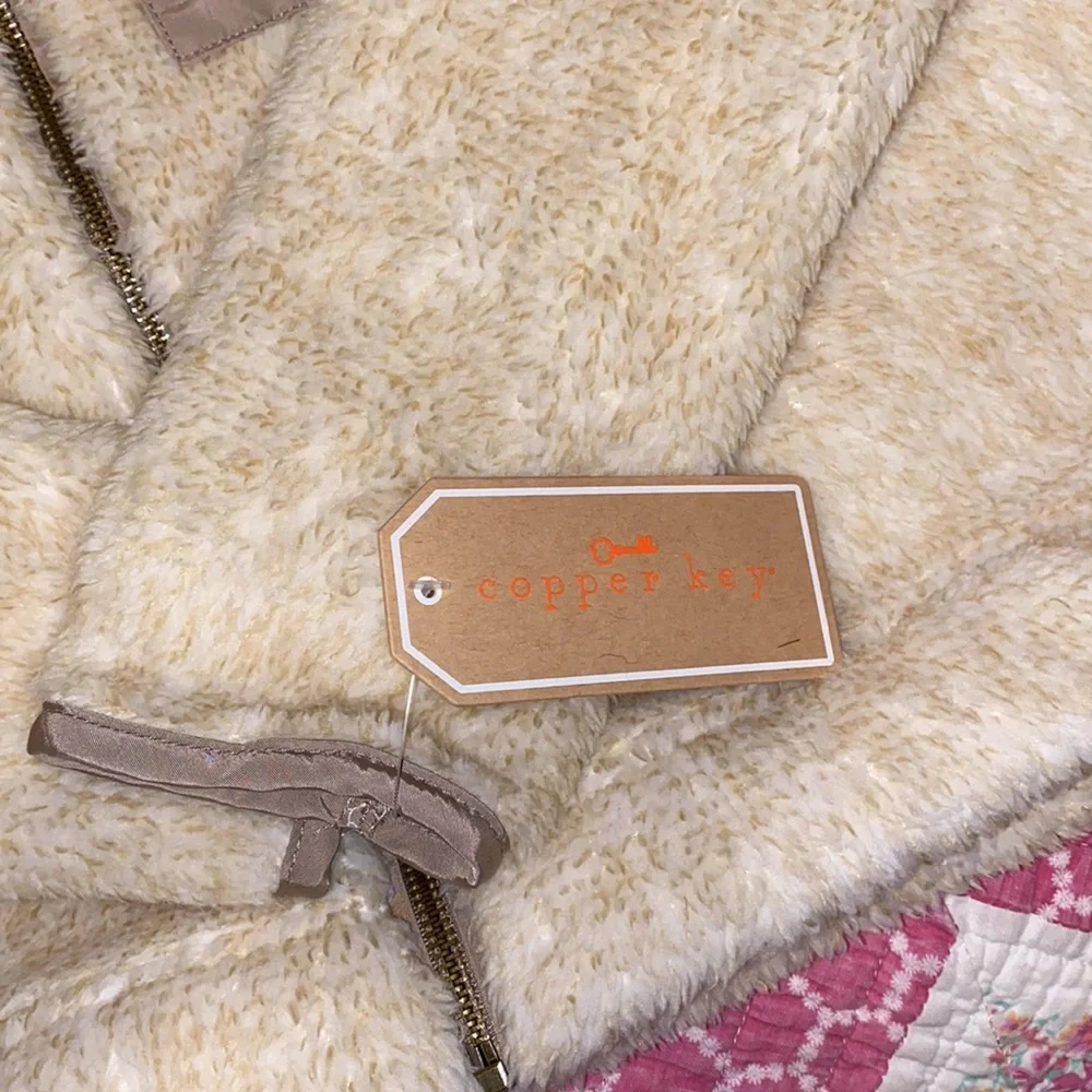 Cropped Jacket - Picture 2 of 4